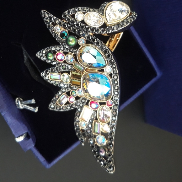 NWT! Swarovski Shimmering Wing Ring - Picture 10 of 14